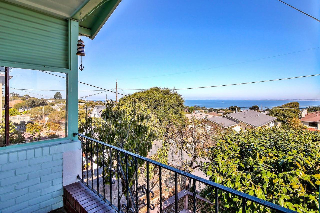 Stunning With Views Right On The Bay! Monterey