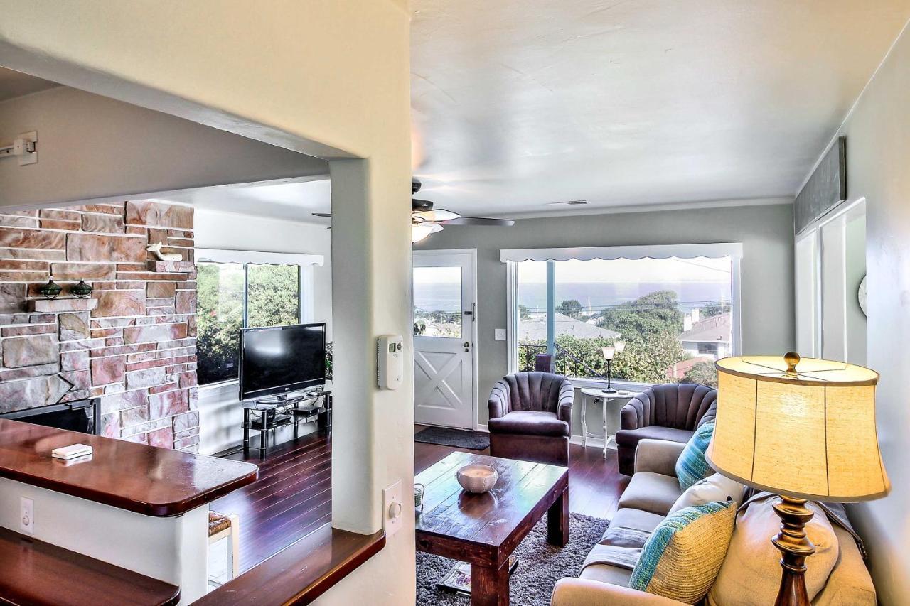 Holiday home Stunning With Views Right On The Bay! *
