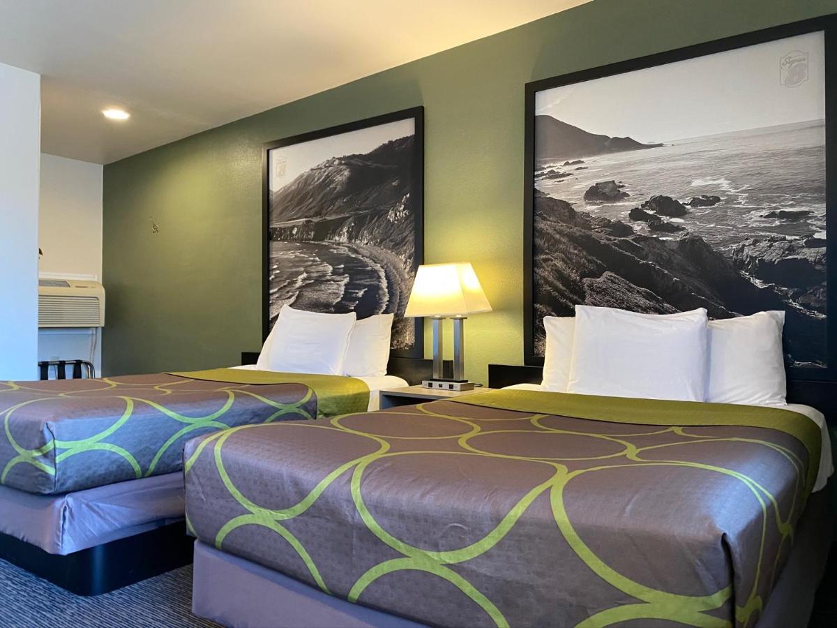 Super 8 By Wyndham Motel Monterey